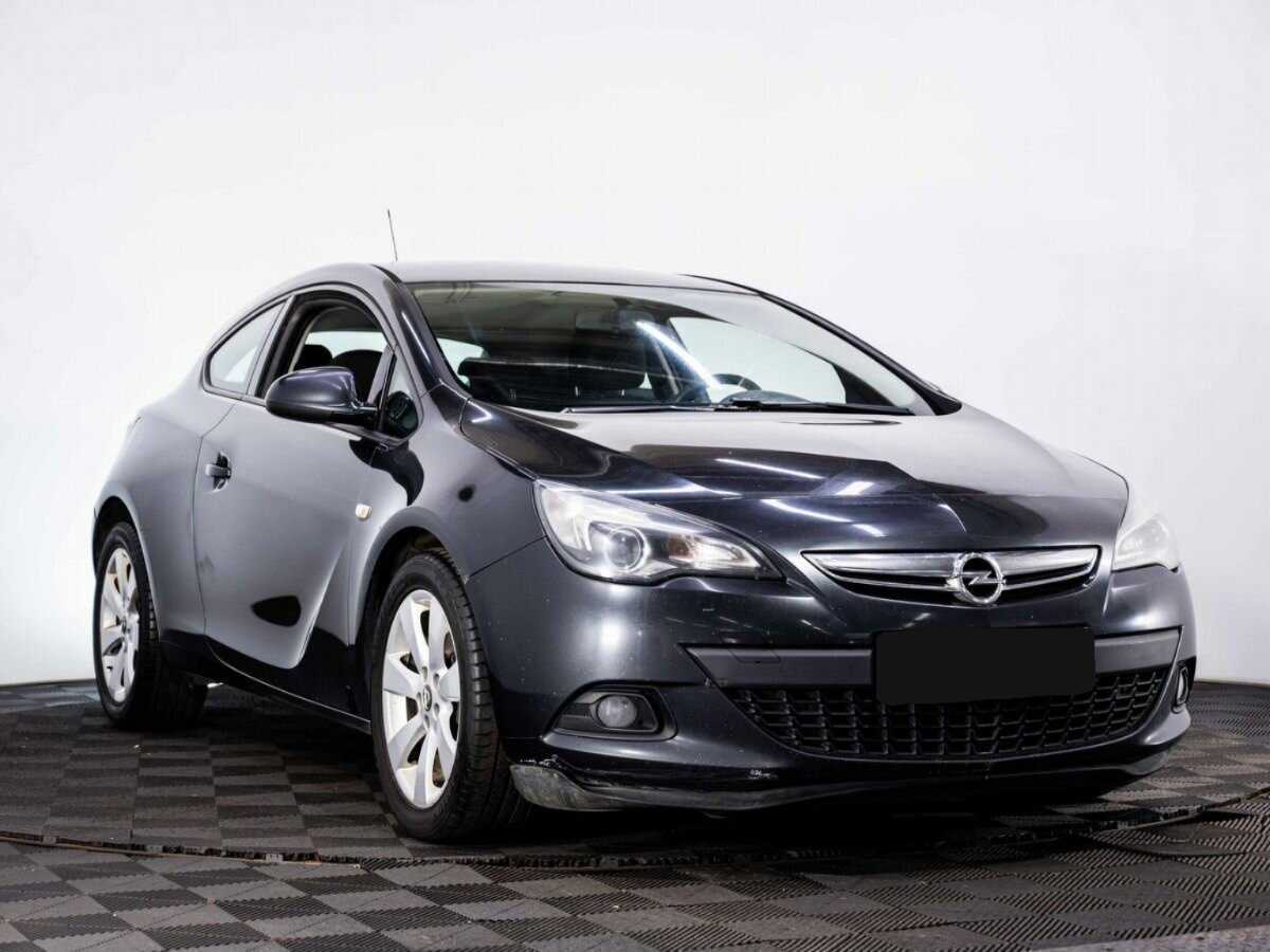 Opel Astra с пробегом — 2013 год. Фото: #2