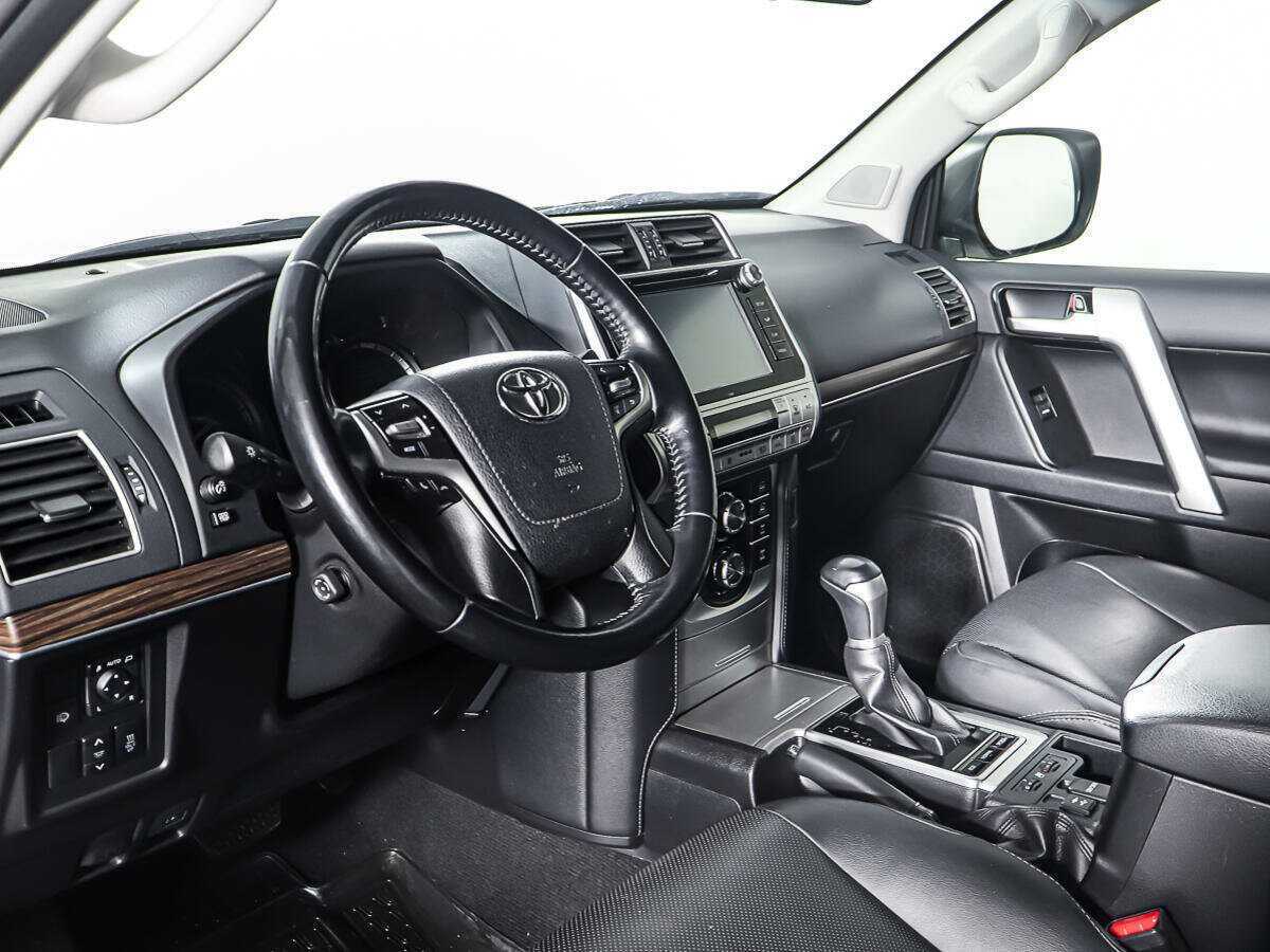 Toyota Land Cruiser Prado с пробегом — 2020 год. Фото: #12
