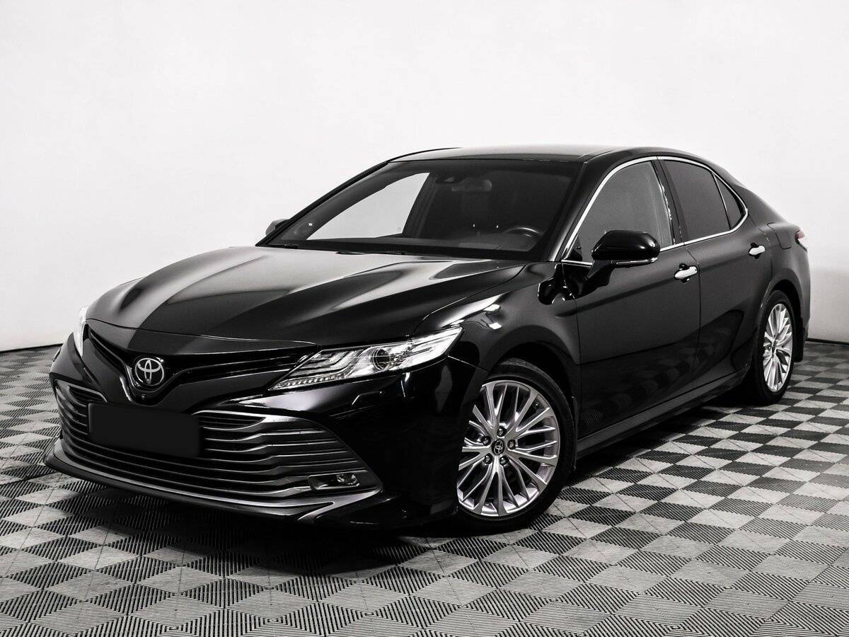Toyota Camry с пробегом — 2021 год. Фото: #0