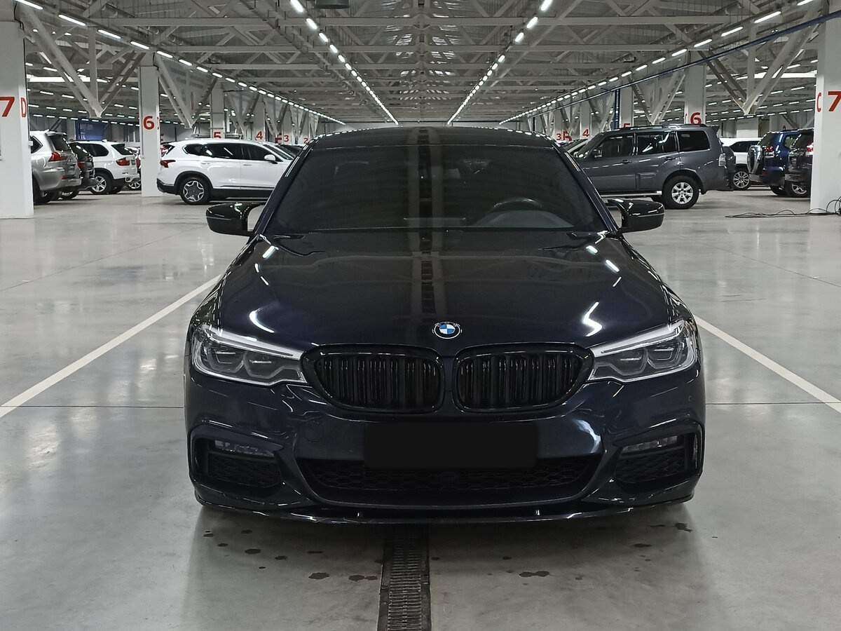 BMW 5 серии с пробегом — 2017 год. Фото: #1