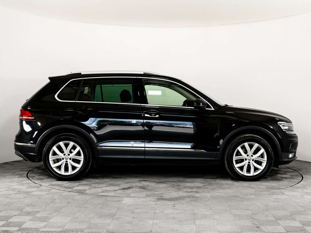 Volkswagen Tiguan с пробегом — 2018 год. Фото: #3