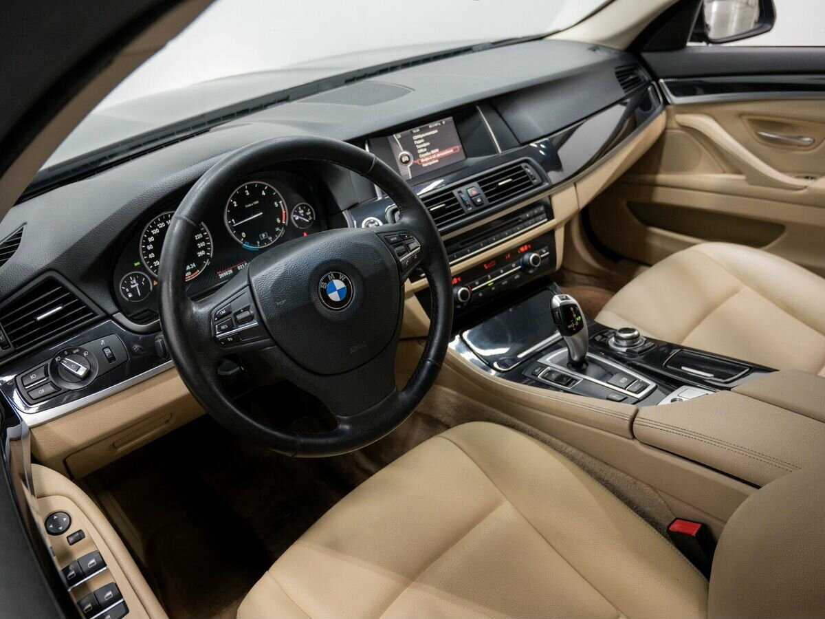 BMW 5 серии с пробегом — 2014 год. Фото: #12