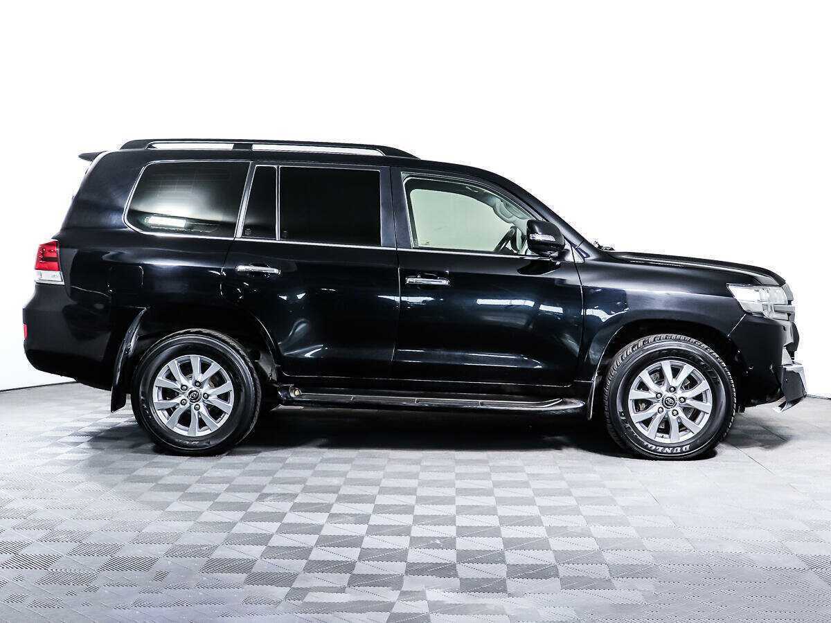 Toyota Land Cruiser с пробегом — 2021 год. Фото: #2
