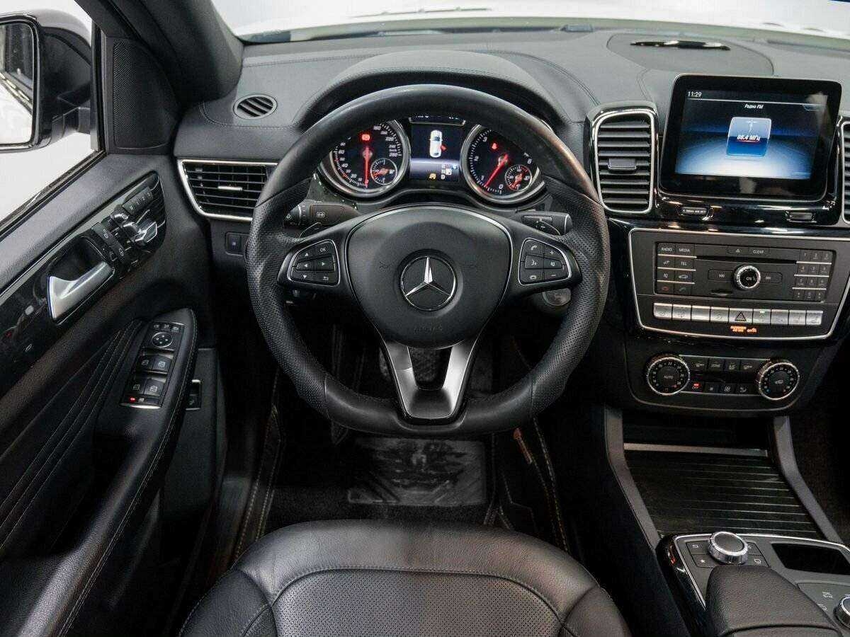 Mercedes-Benz GLE Coupe с пробегом — 2017 год. Фото: #12