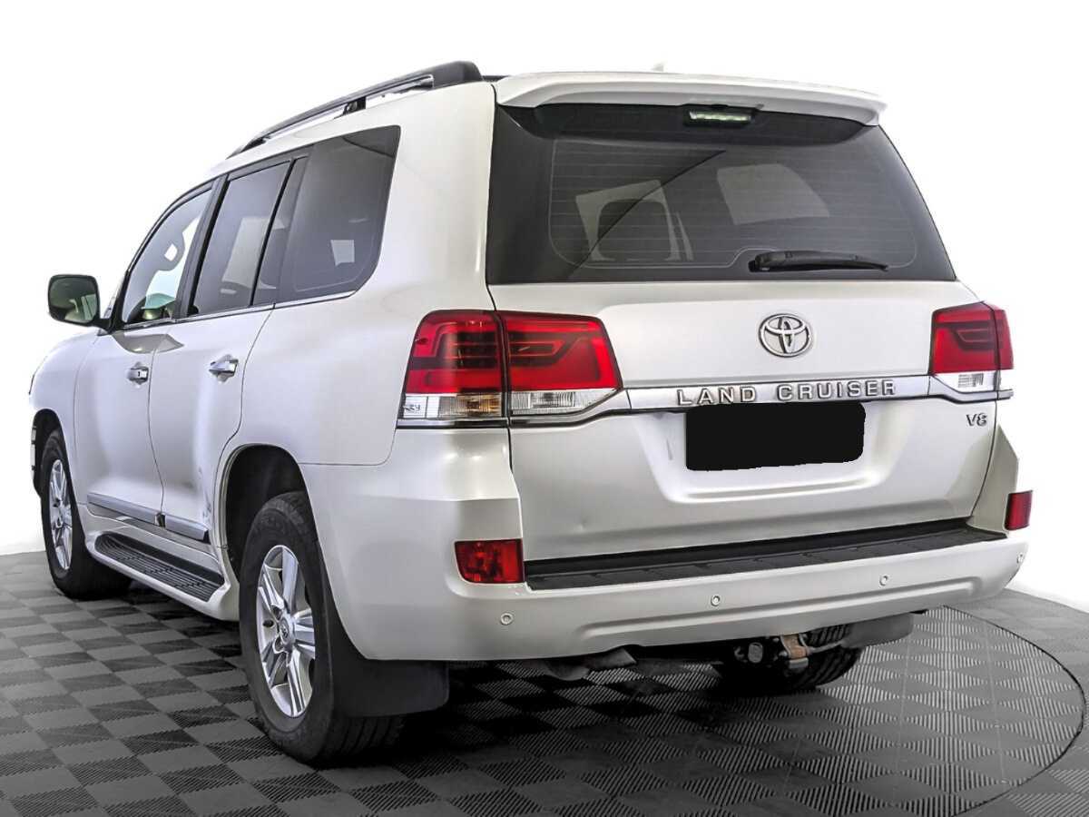 Toyota Land Cruiser с пробегом — 2016 год. Фото: #6