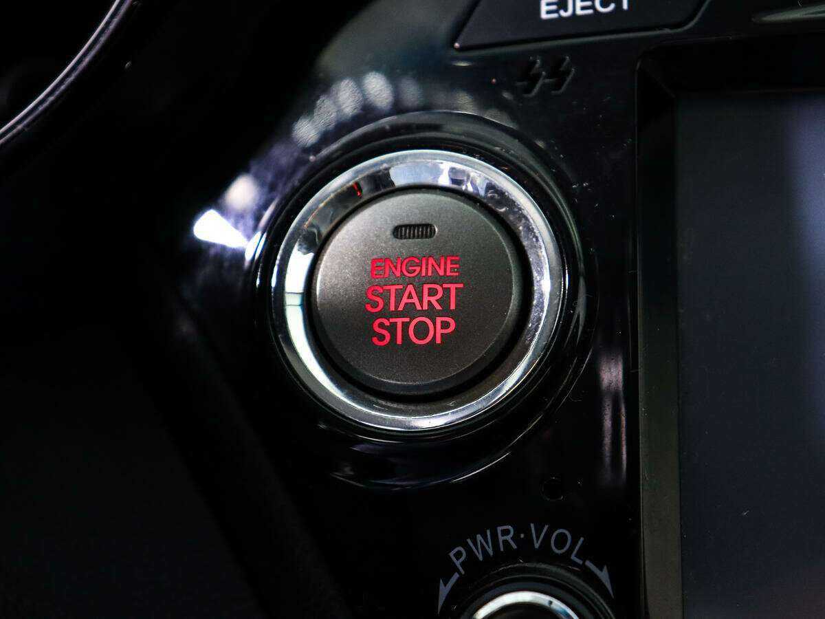 Kia Rio с пробегом — 2011 год. Фото: #15