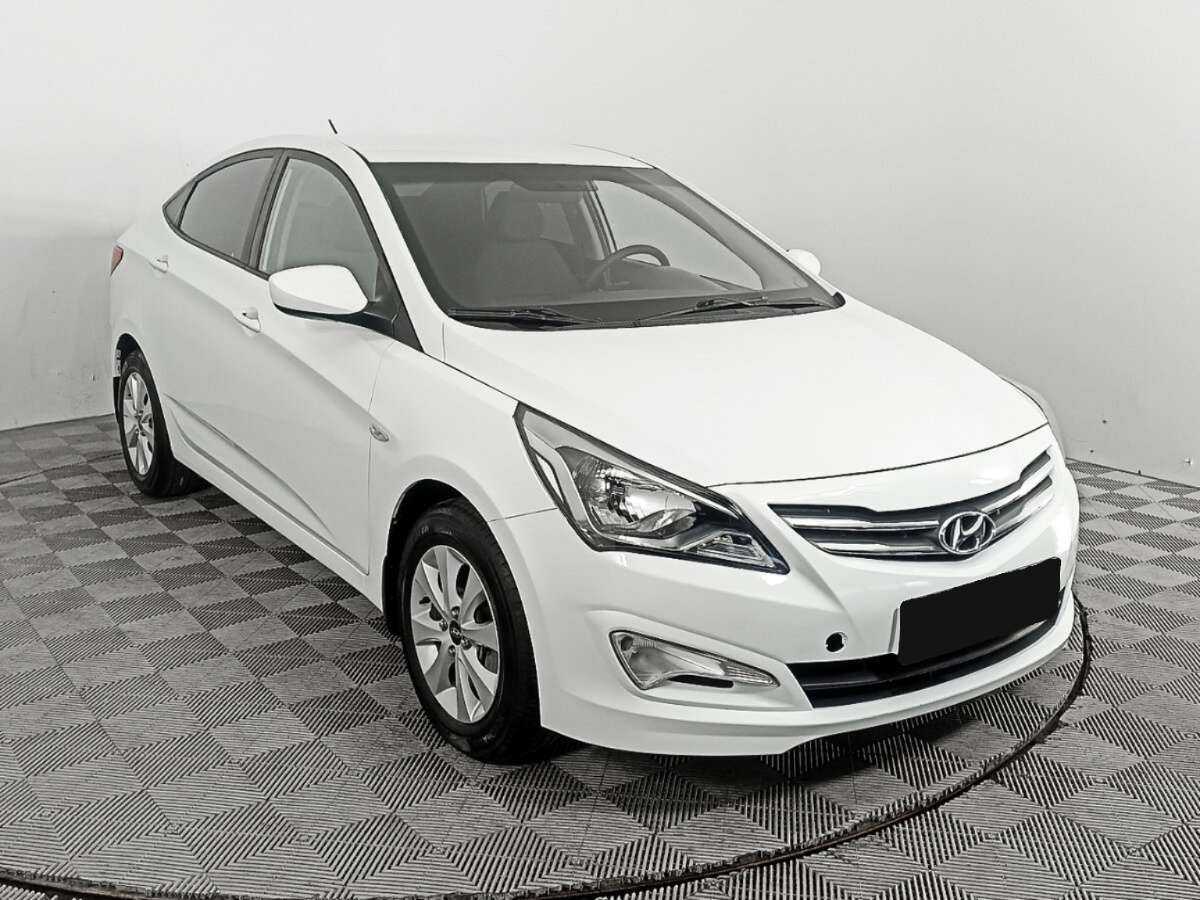 Hyundai Solaris с пробегом — 2016 год. Фото: #2