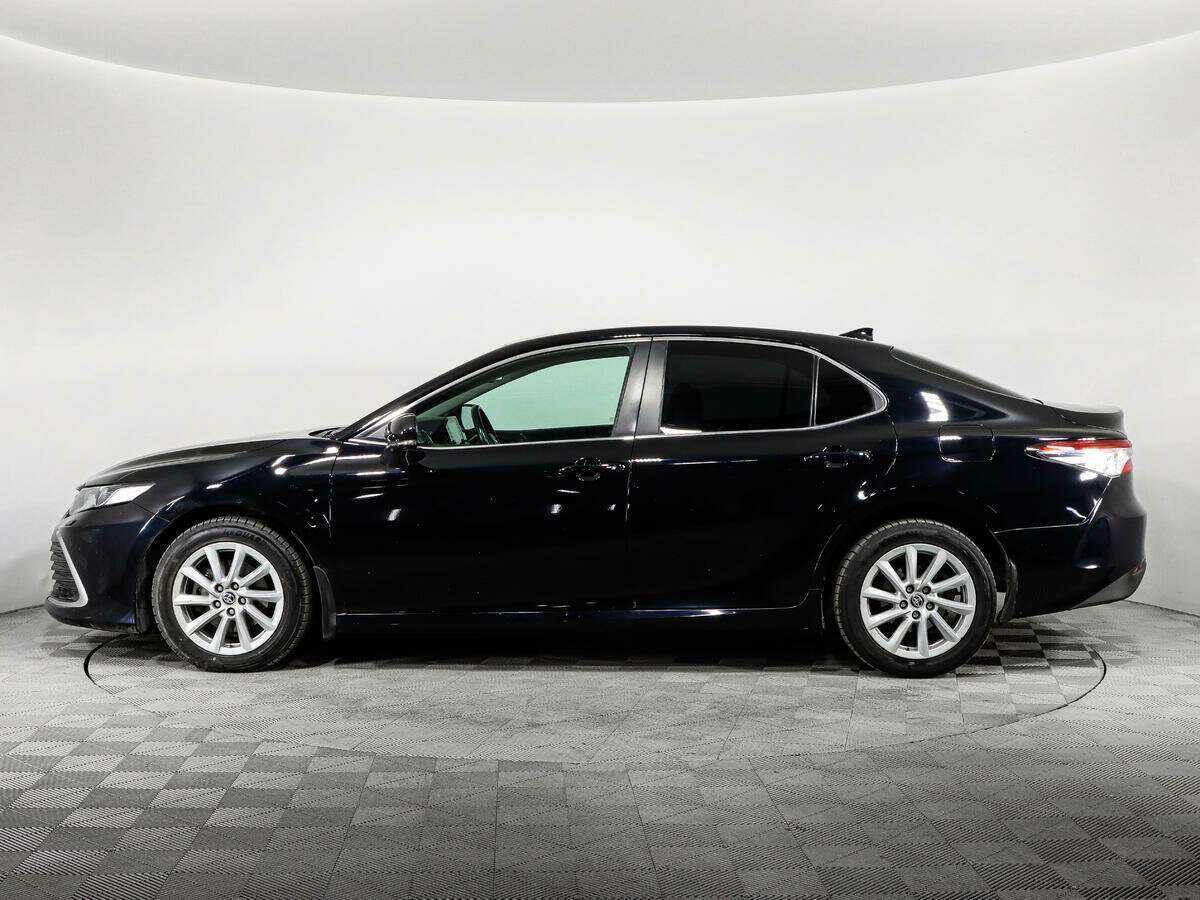 Toyota Camry с пробегом — 2021 год. Фото: #7