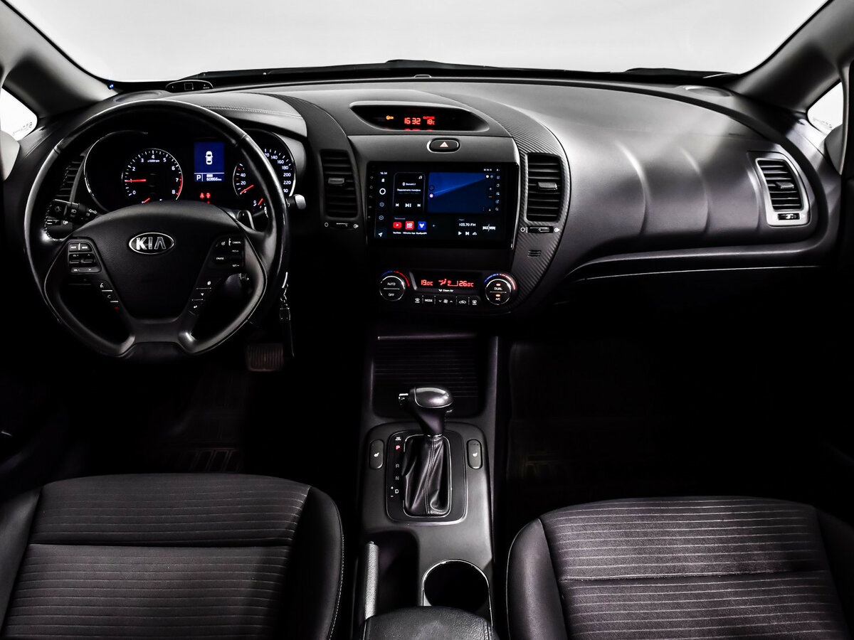Kia Cerato с пробегом — 2013 год. Фото: #11