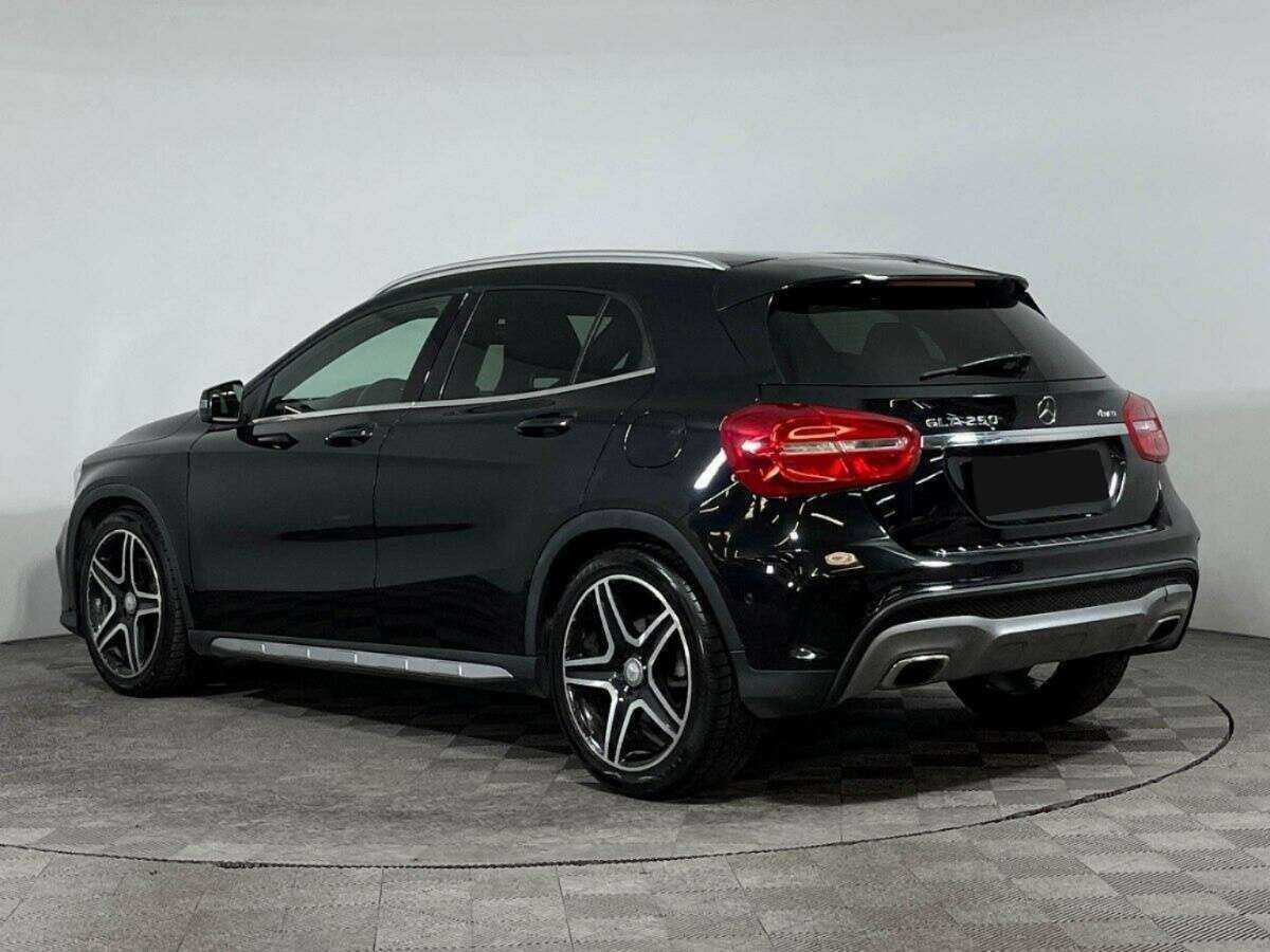 Mercedes-Benz GLA с пробегом — 2014 год. Фото: #6