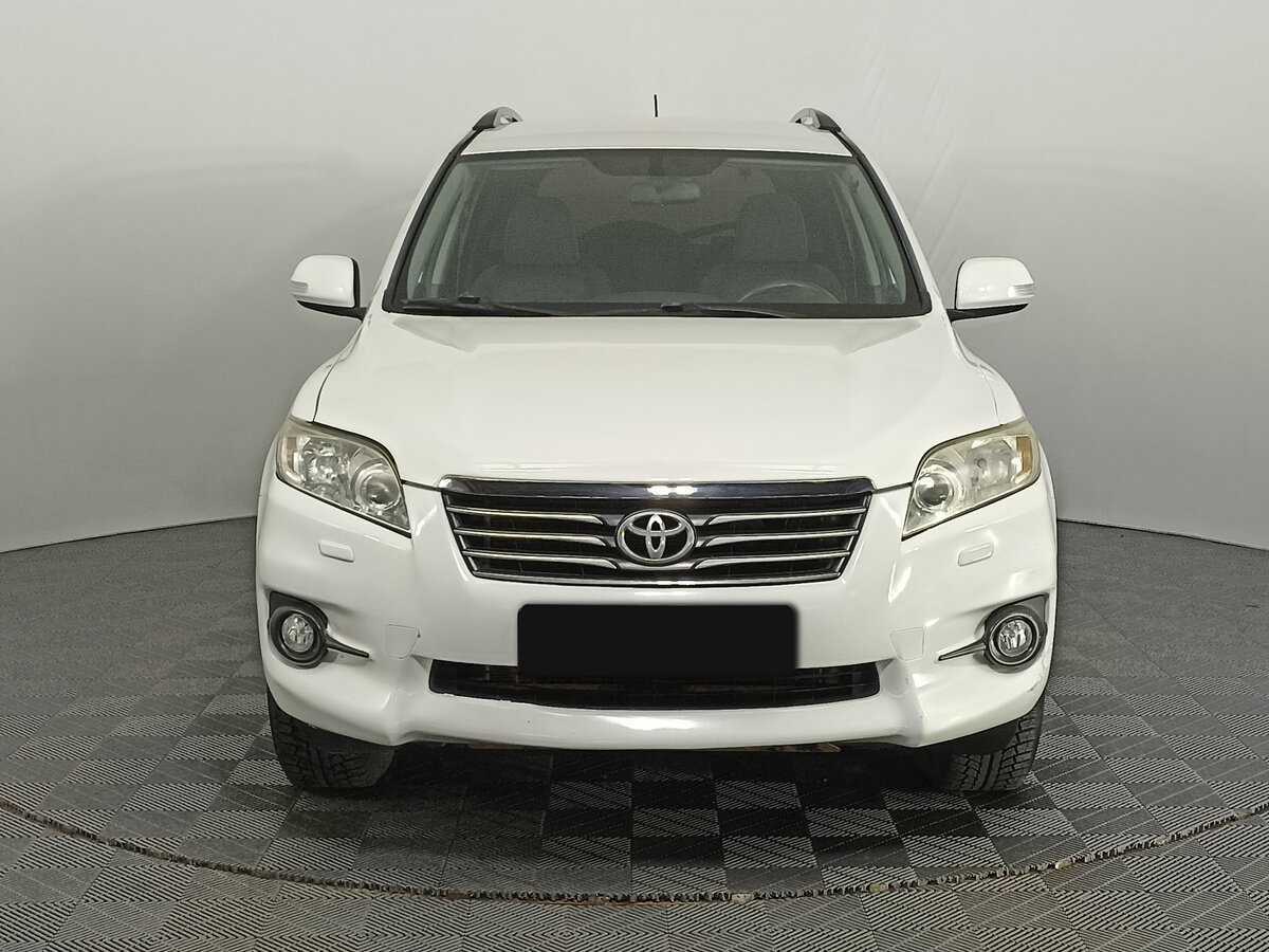 Toyota RAV4 с пробегом — 2012 год. Фото: #1