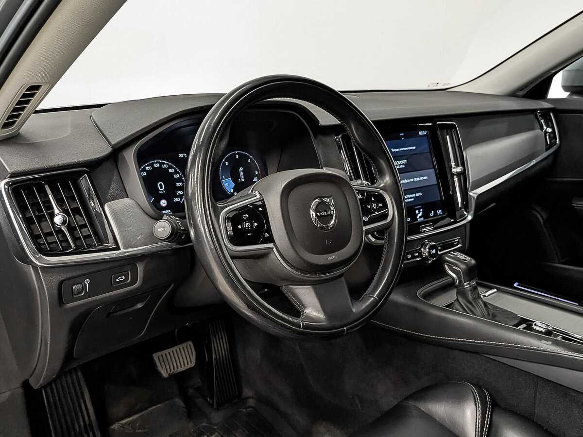 Volvo V90 Cross Country с пробегом — 2018 год. Фото: #14