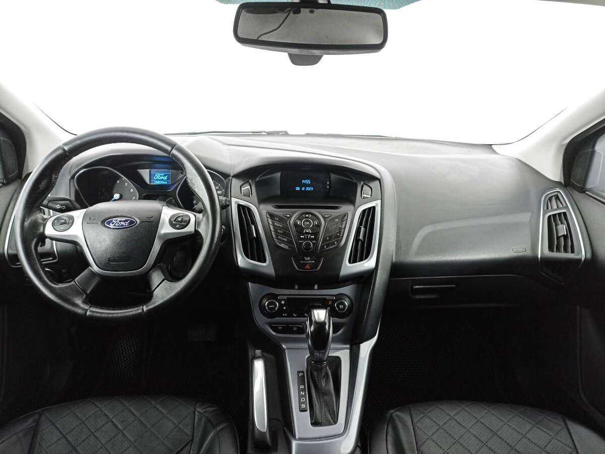 Ford Focus с пробегом — 2011 год. Фото: #11