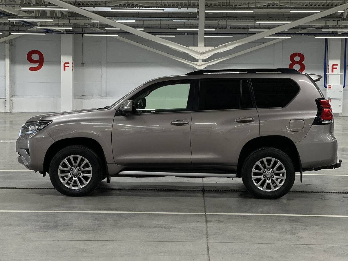 Toyota Land Cruiser Prado с пробегом — 2017 год. Фото: #7
