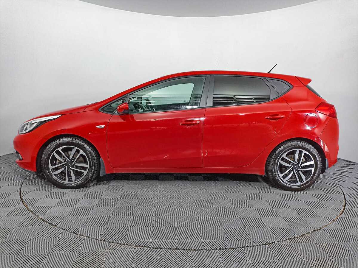 Kia Ceed с пробегом — 2015 год. Фото: #7