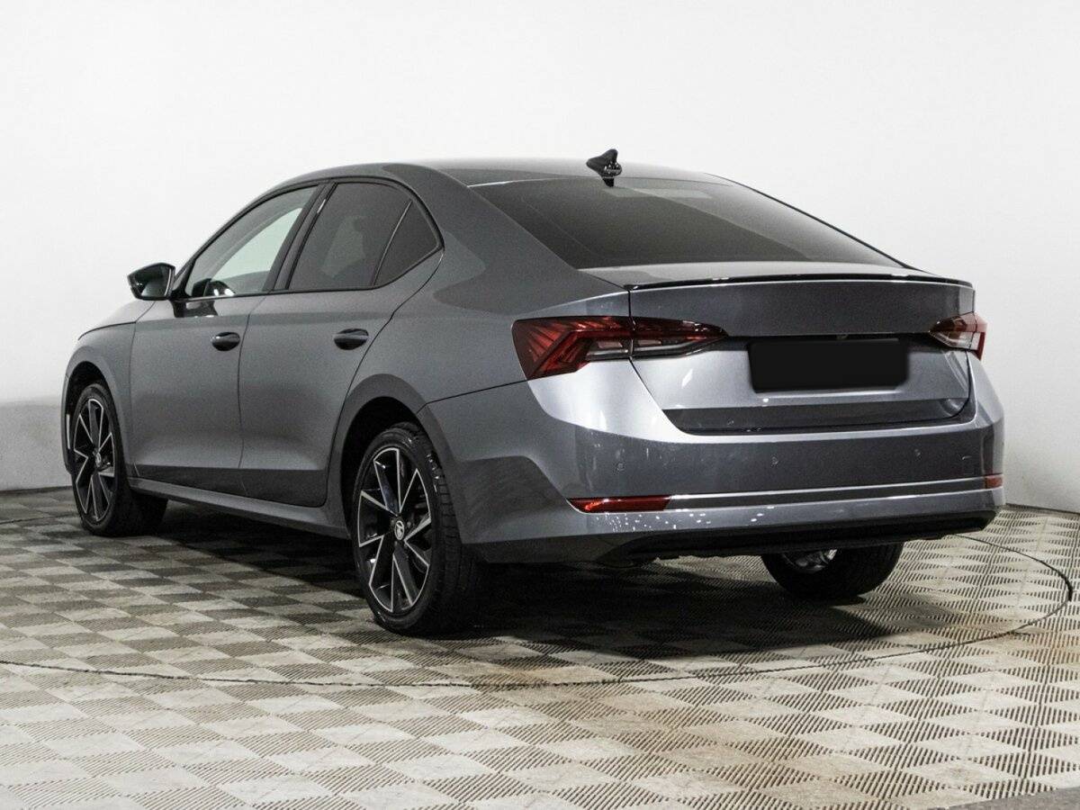 Skoda Octavia с пробегом — 2020 год. Фото: #6