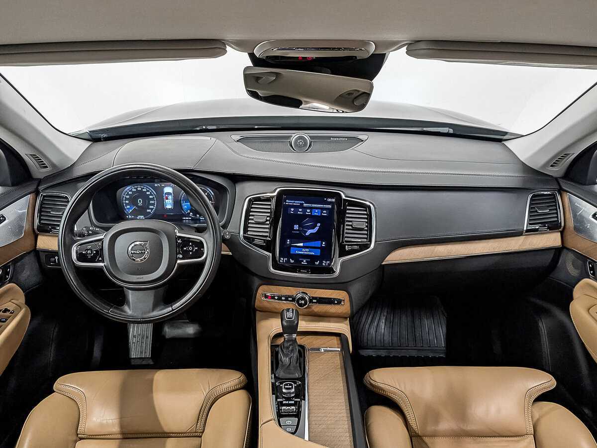Volvo XC90 с пробегом — 2015 год. Фото: #13