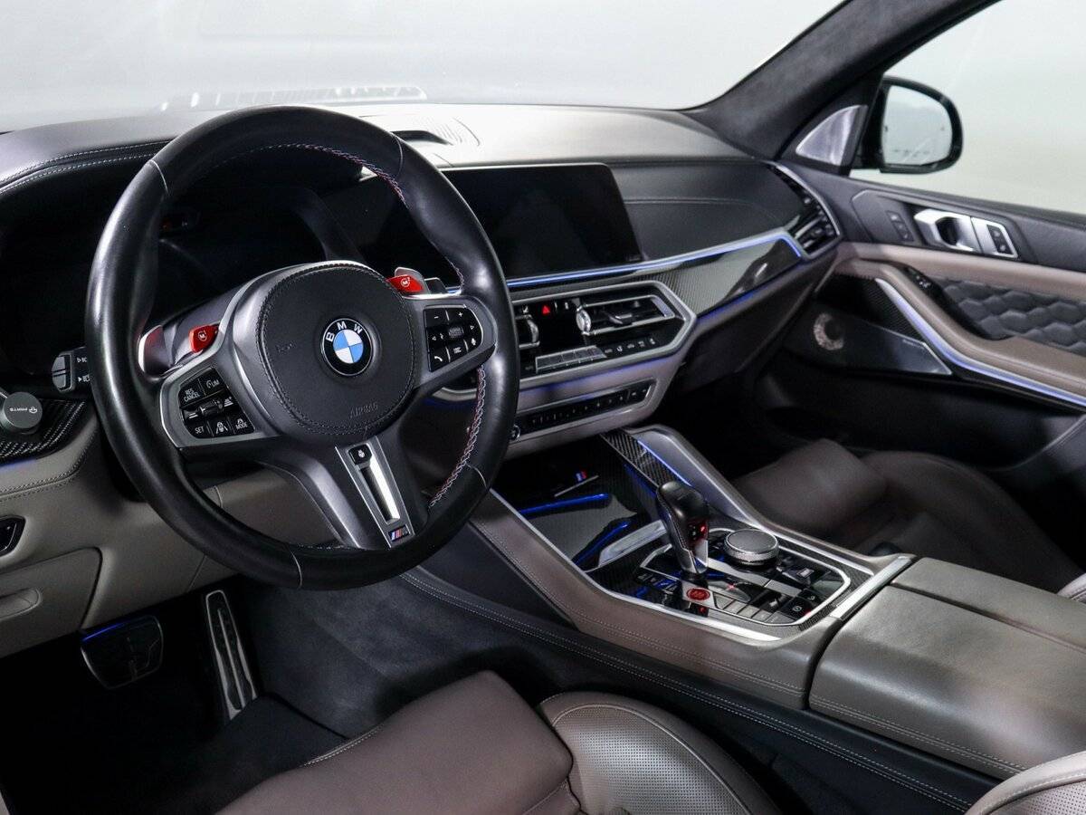 BMW X5 M с пробегом — 2021 год. Фото: #10