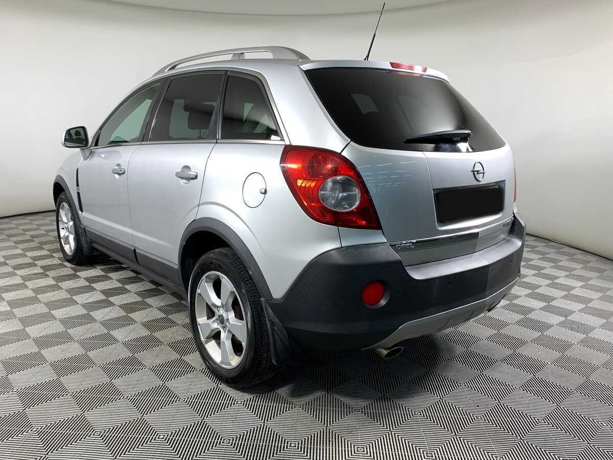Opel Antara с пробегом — 2011 год. Фото: #6