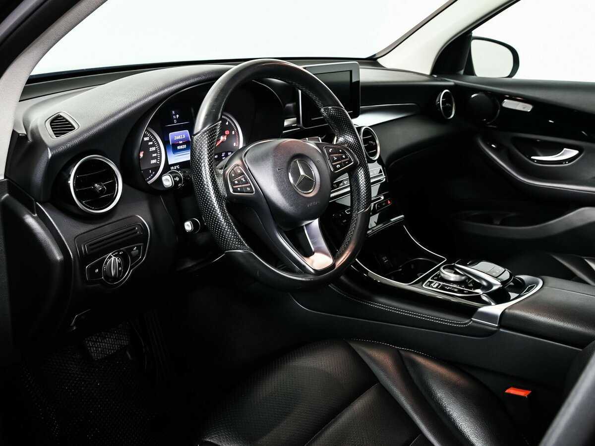 Mercedes-Benz GLC с пробегом — 2016 год. Фото: #12