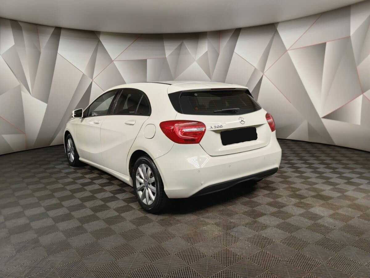 Mercedes-Benz A-Класс с пробегом — 2013 год. Фото: #3