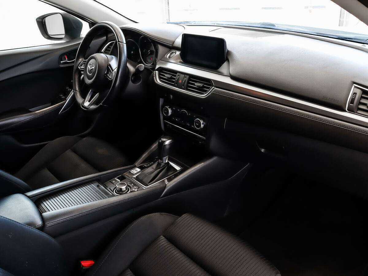 Mazda 6 с пробегом — 2018 год. Фото: #11