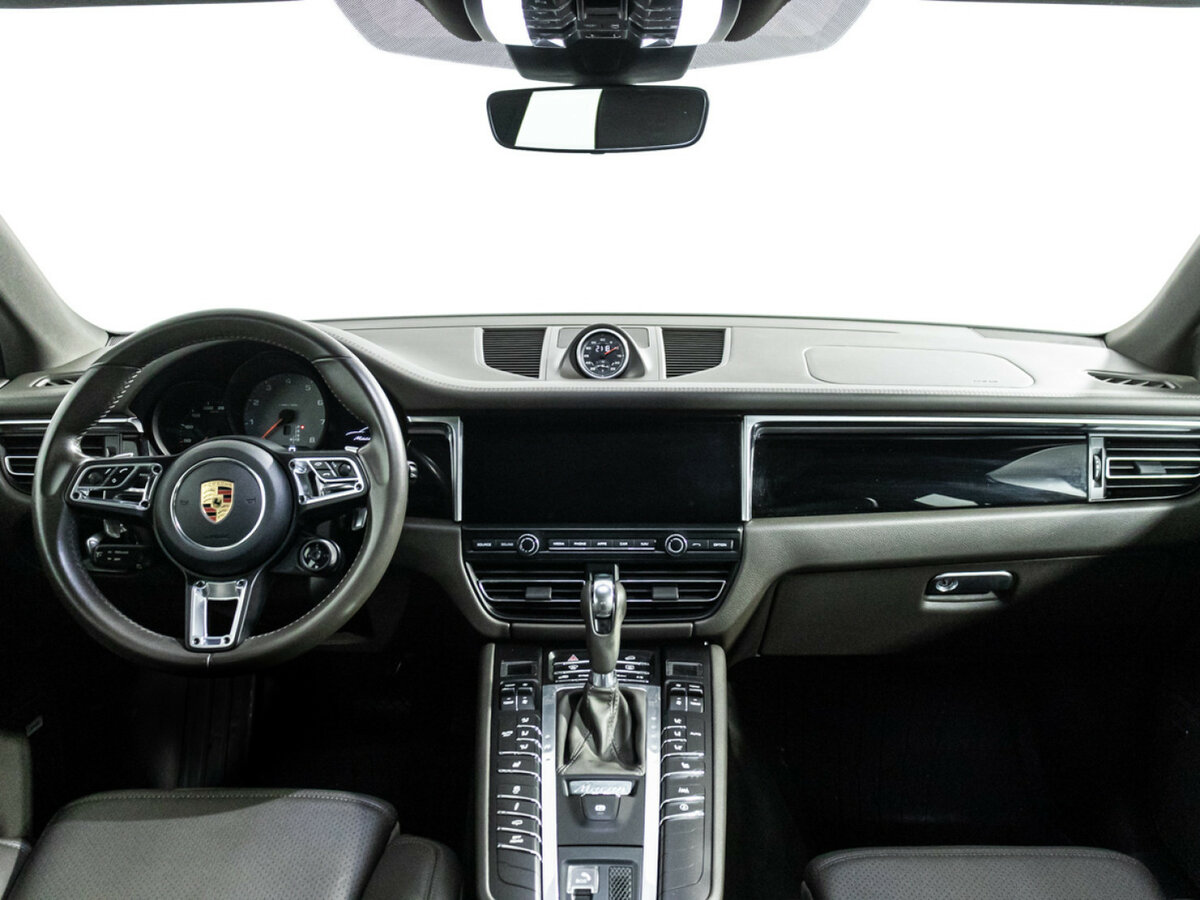 Porsche Macan с пробегом — 2019 год. Фото: #12
