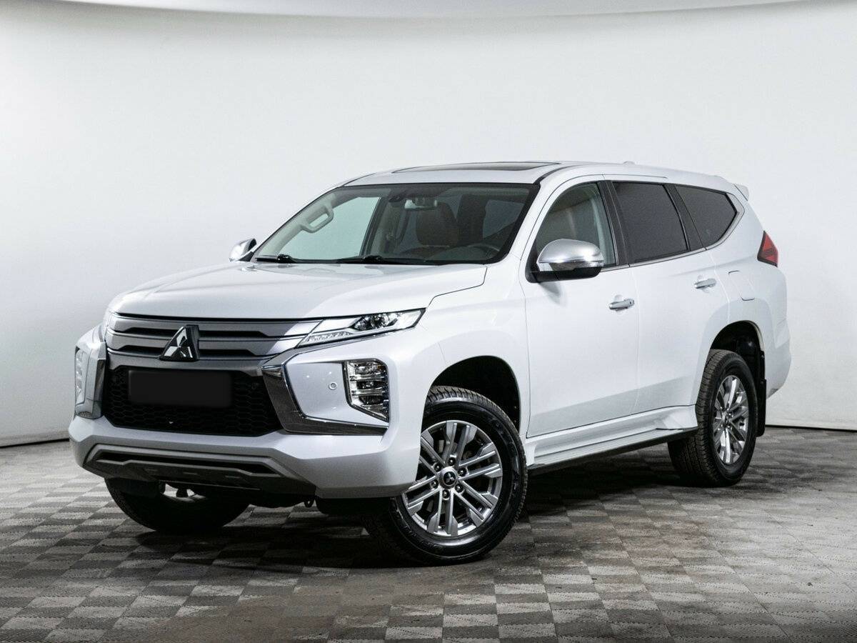 Mitsubishi Pajero Sport с пробегом — 2020 год. Посмотреть фото