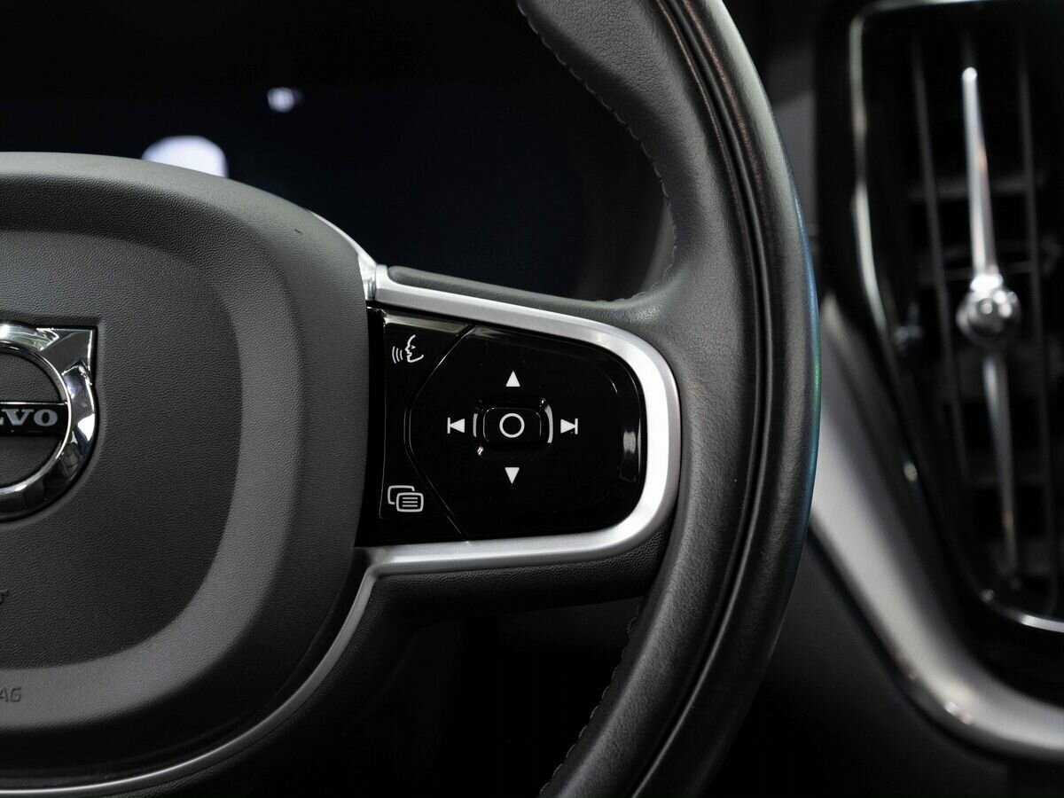 Volvo XC60 с пробегом — 2021 год. Фото: #18