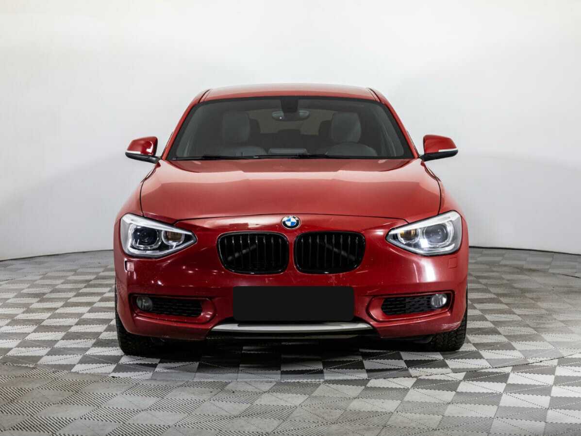 BMW 1 серии с пробегом — 2012 год. Фото: #1