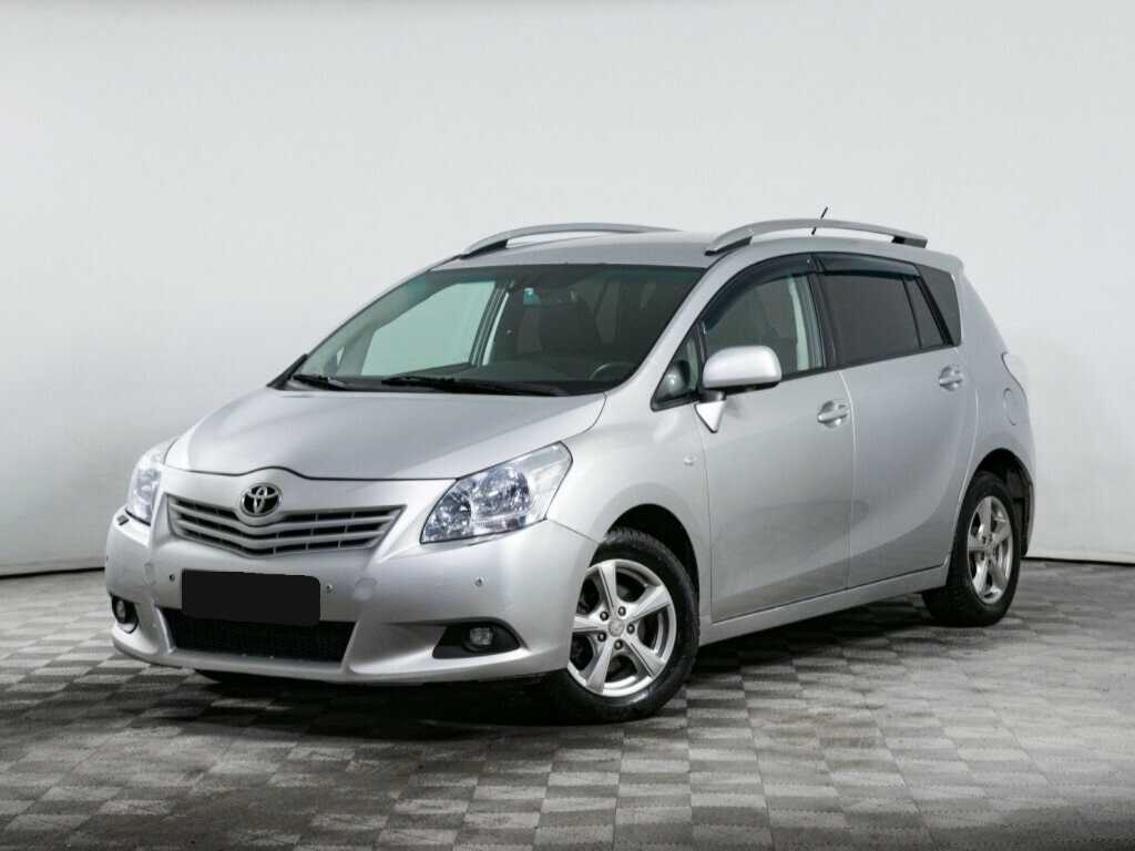 Toyota Verso с пробегом — 2011 год. Посмотреть фото