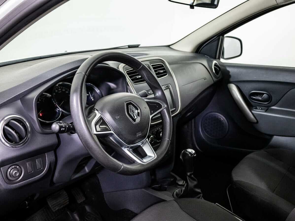 Renault Logan с пробегом — 2020 год. Фото: #10