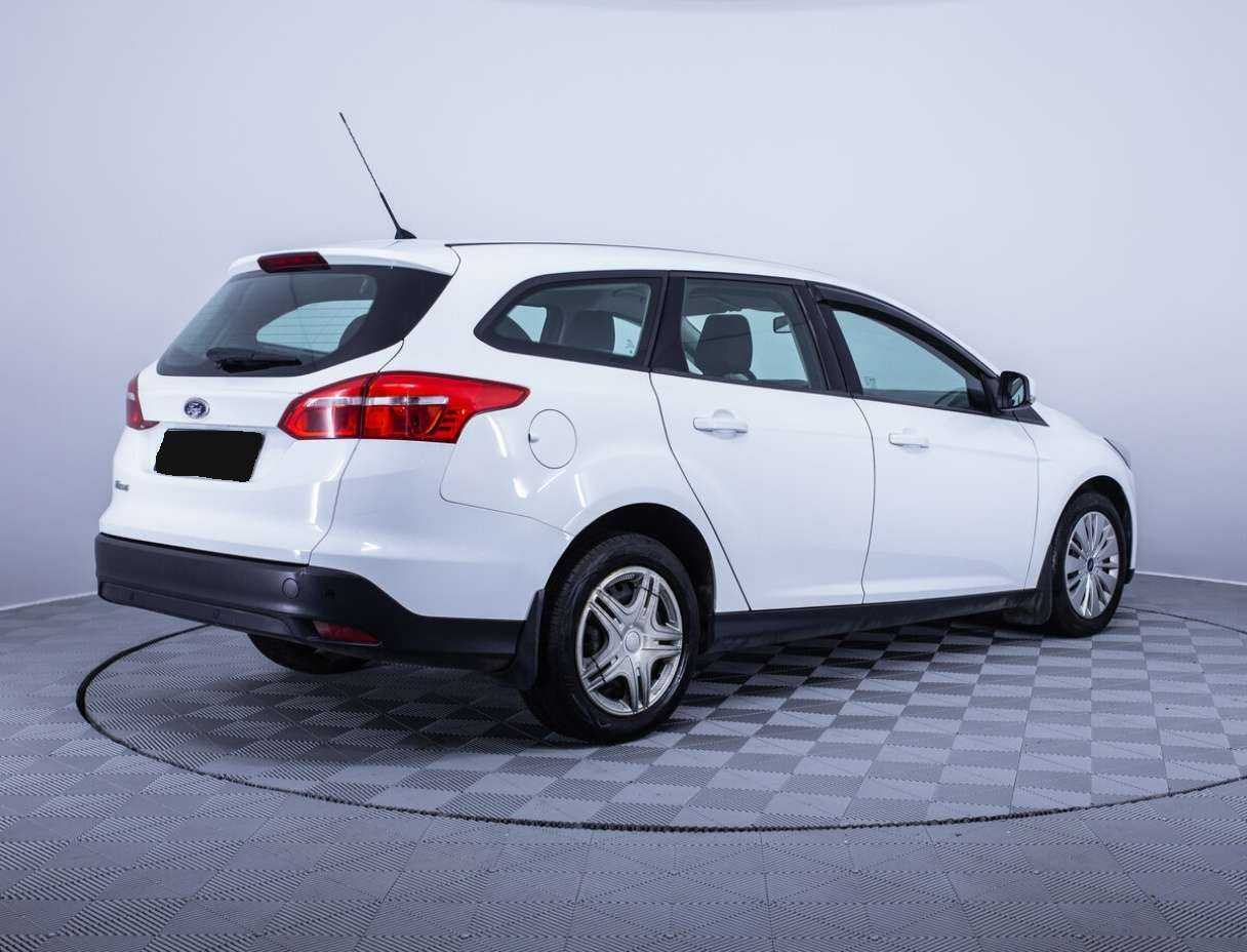 Ford Focus с пробегом — 2015 год. Фото: #4