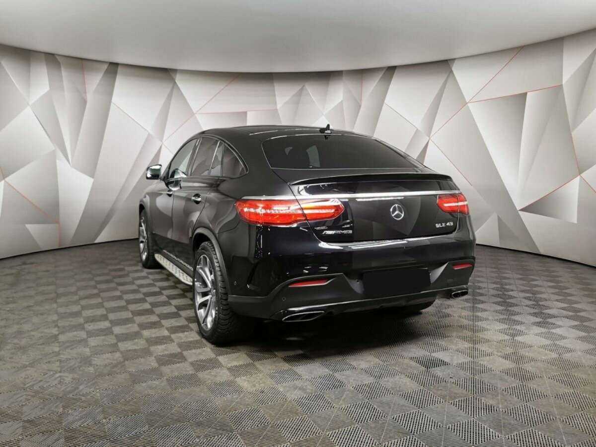 Mercedes-Benz GLE Coupe AMG с пробегом — 2018 год. Фото: #3
