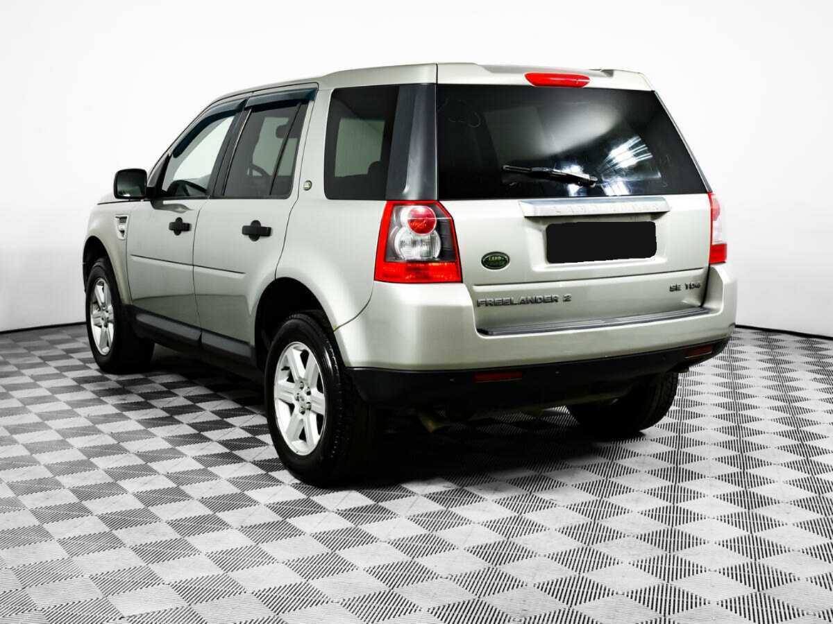 Land Rover Freelander с пробегом — 2010 год. Фото: #6