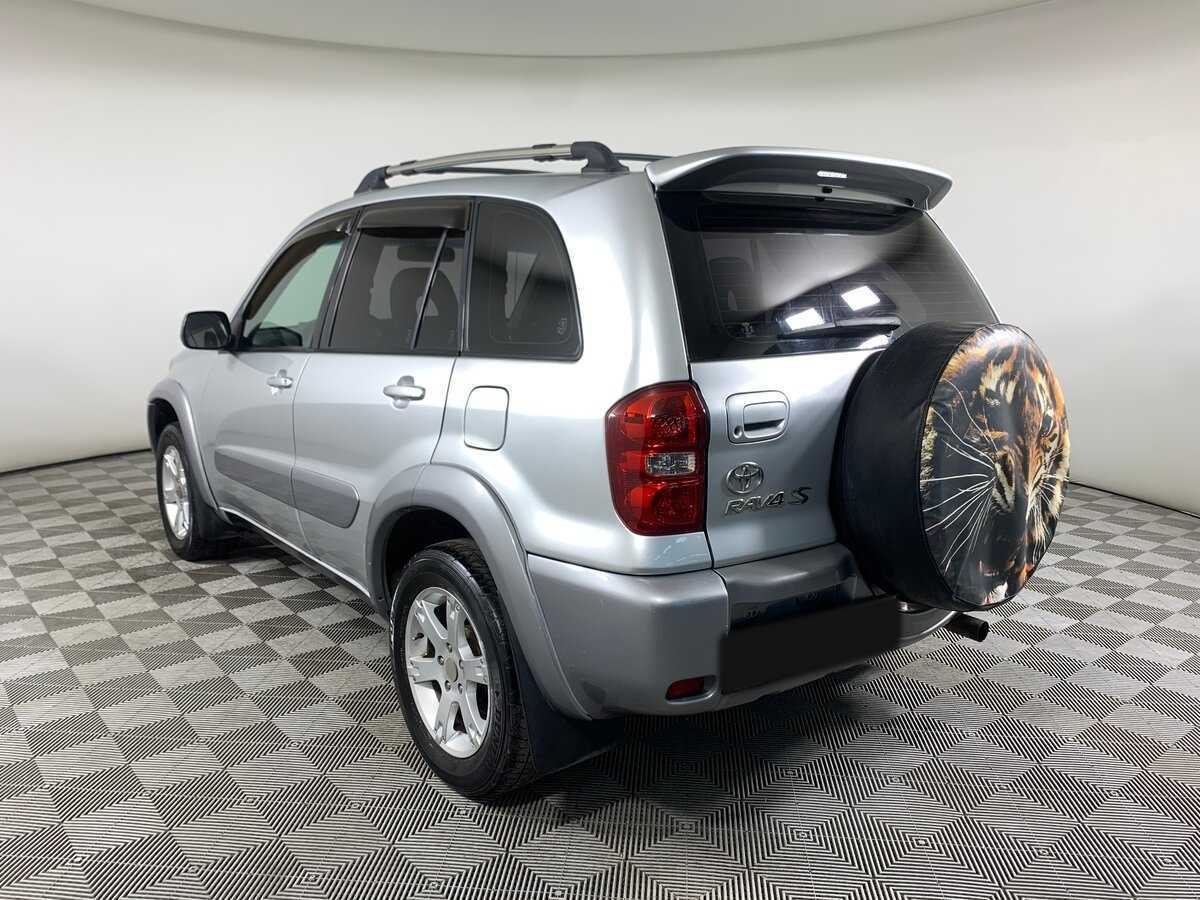 Toyota RAV4 с пробегом — 2004 год. Фото: #6