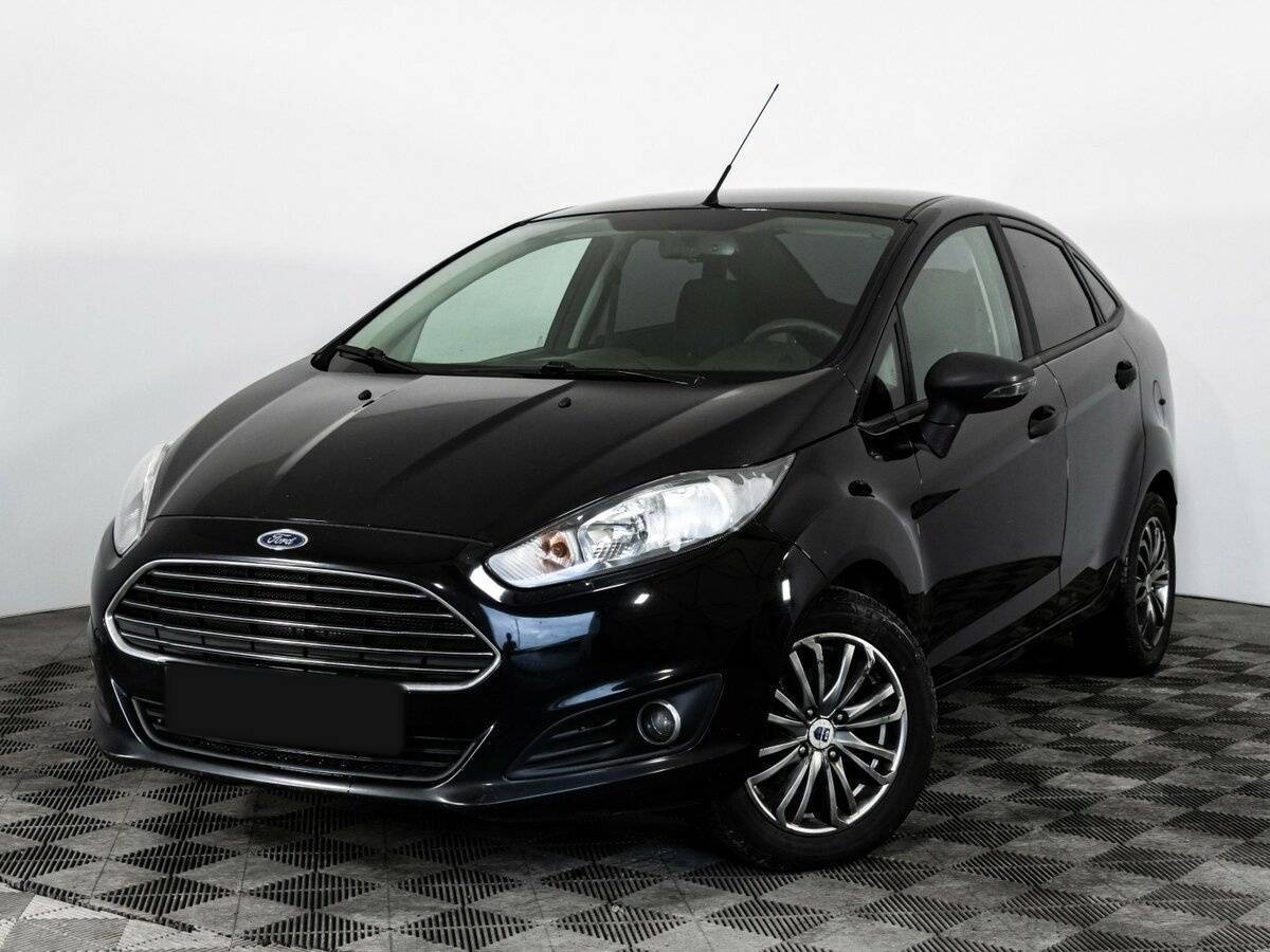 Ford Fiesta с пробегом — 2015 год. Посмотреть фото