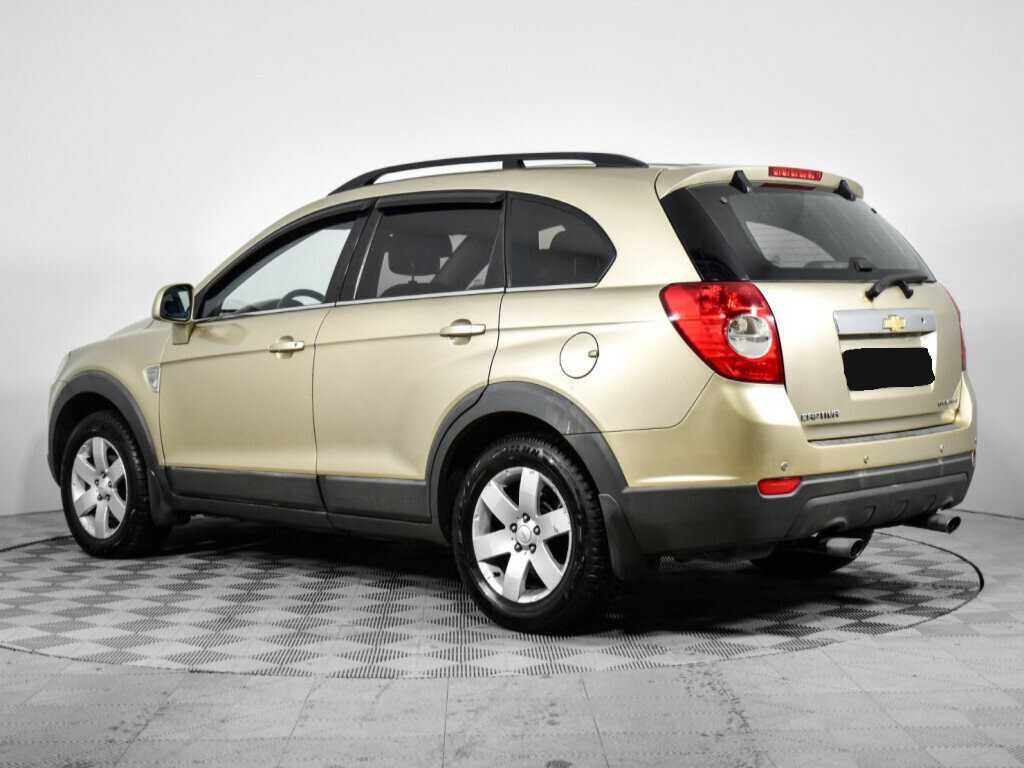 Chevrolet Captiva с пробегом — 2008 год. Фото: #4