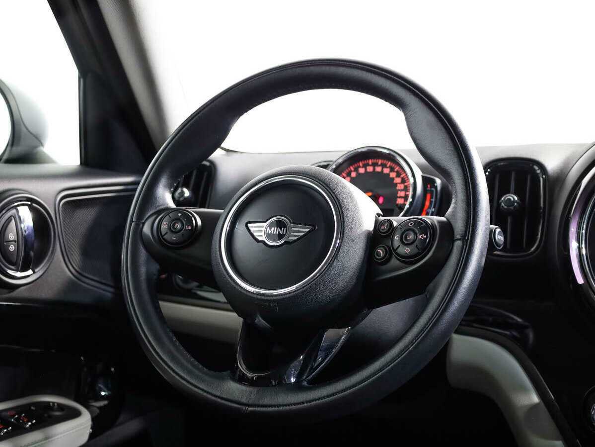 Mini Countryman с пробегом — 2018 год. Фото: #18