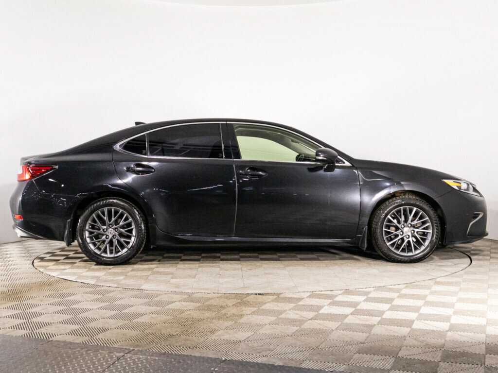 Lexus ES с пробегом — 2017 год. Фото: #3