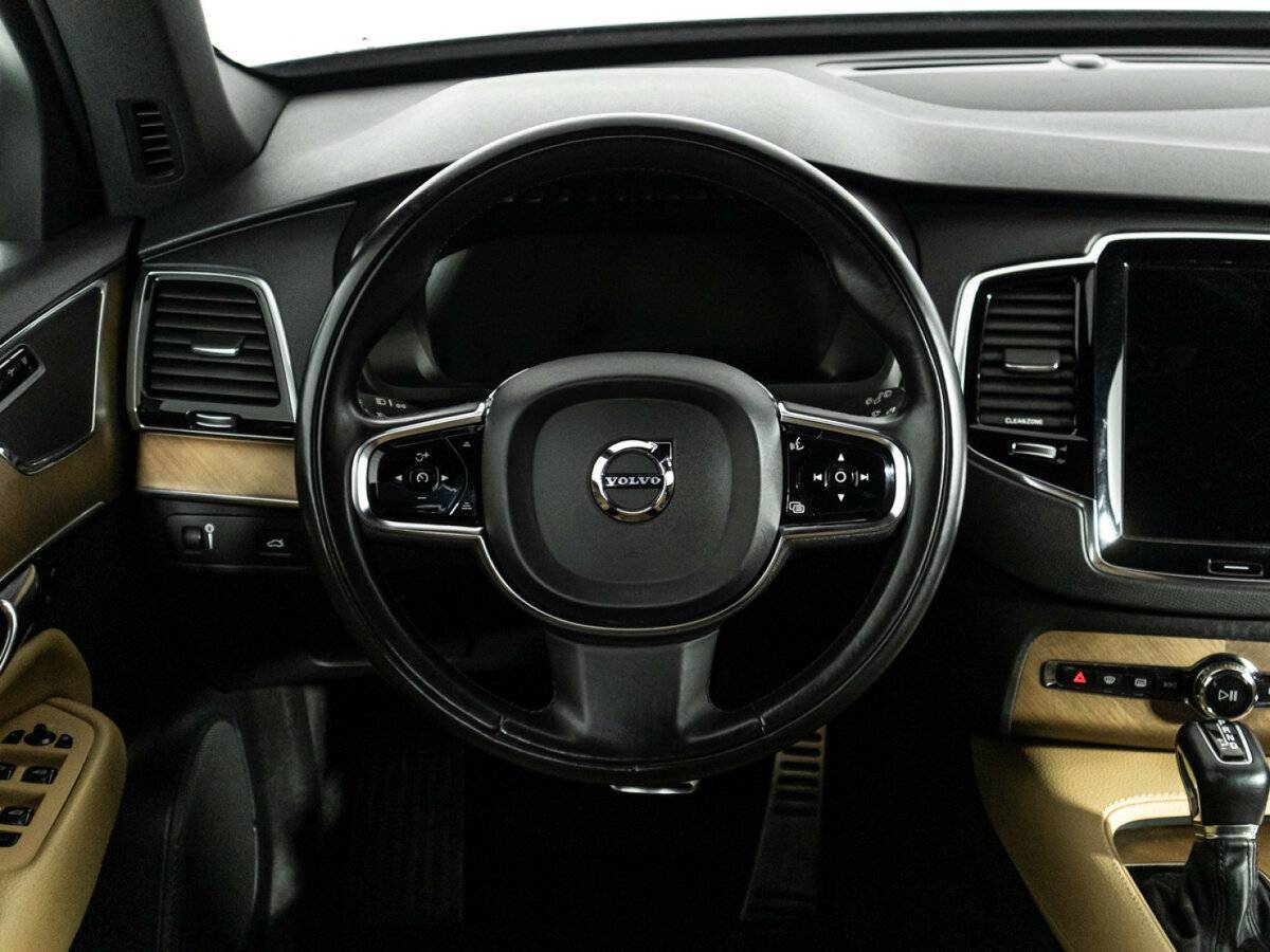 Volvo XC90 с пробегом — 2015 год. Фото: #20