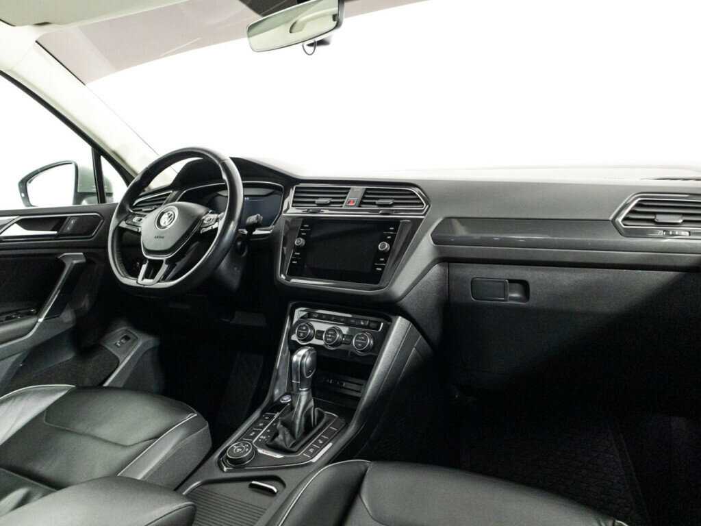 Volkswagen Tiguan с пробегом — 2017 год. Фото: #8