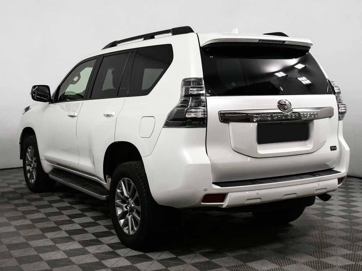 Toyota Land Cruiser Prado с пробегом — 2017 год. Фото: #6
