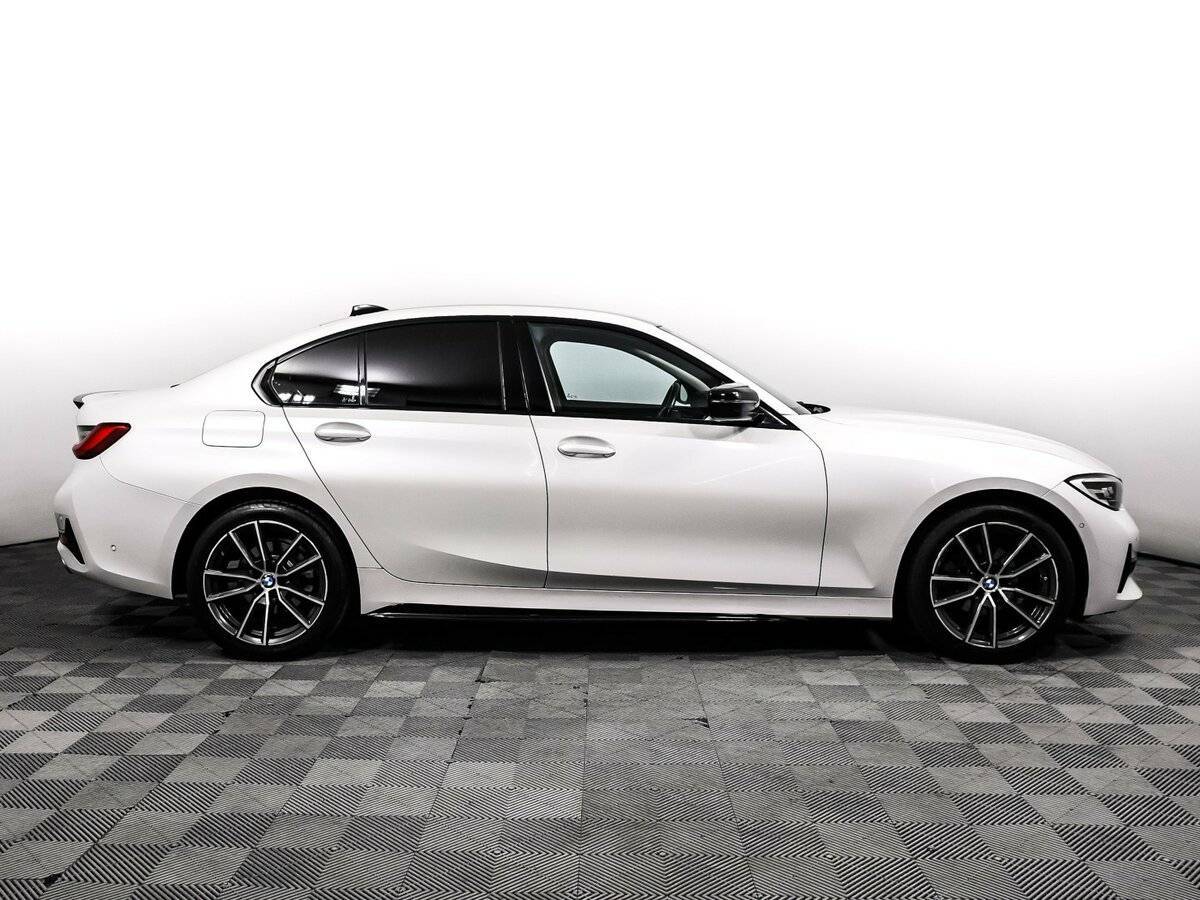BMW 3 серии с пробегом — 2019 год. Фото: #3