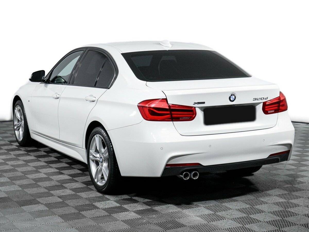 BMW 3 серии с пробегом — 2018 год. Фото: #6