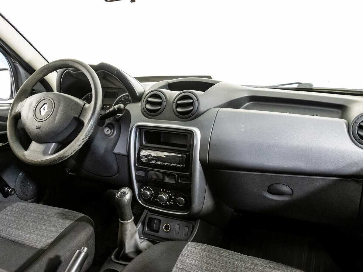Renault Duster с пробегом — 2012 год. Фото: #8