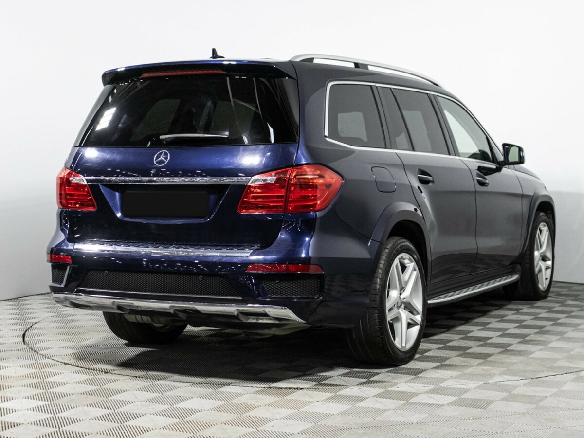Mercedes-Benz GL-Класс с пробегом — 2015 год. Фото: #3