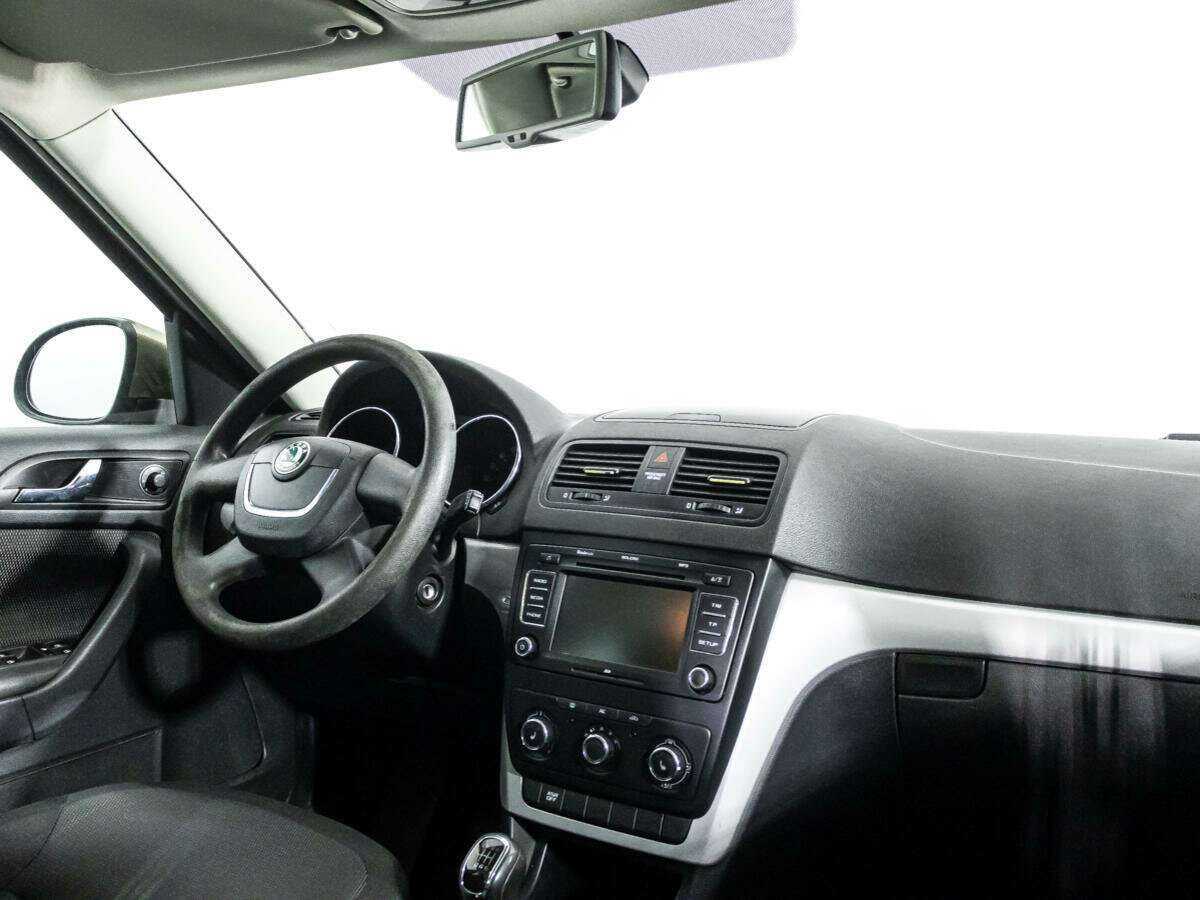 Skoda Yeti с пробегом — 2012 год. Фото: #7