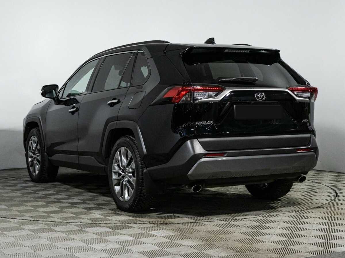 Toyota RAV4 с пробегом — 2020 год. Фото: #6