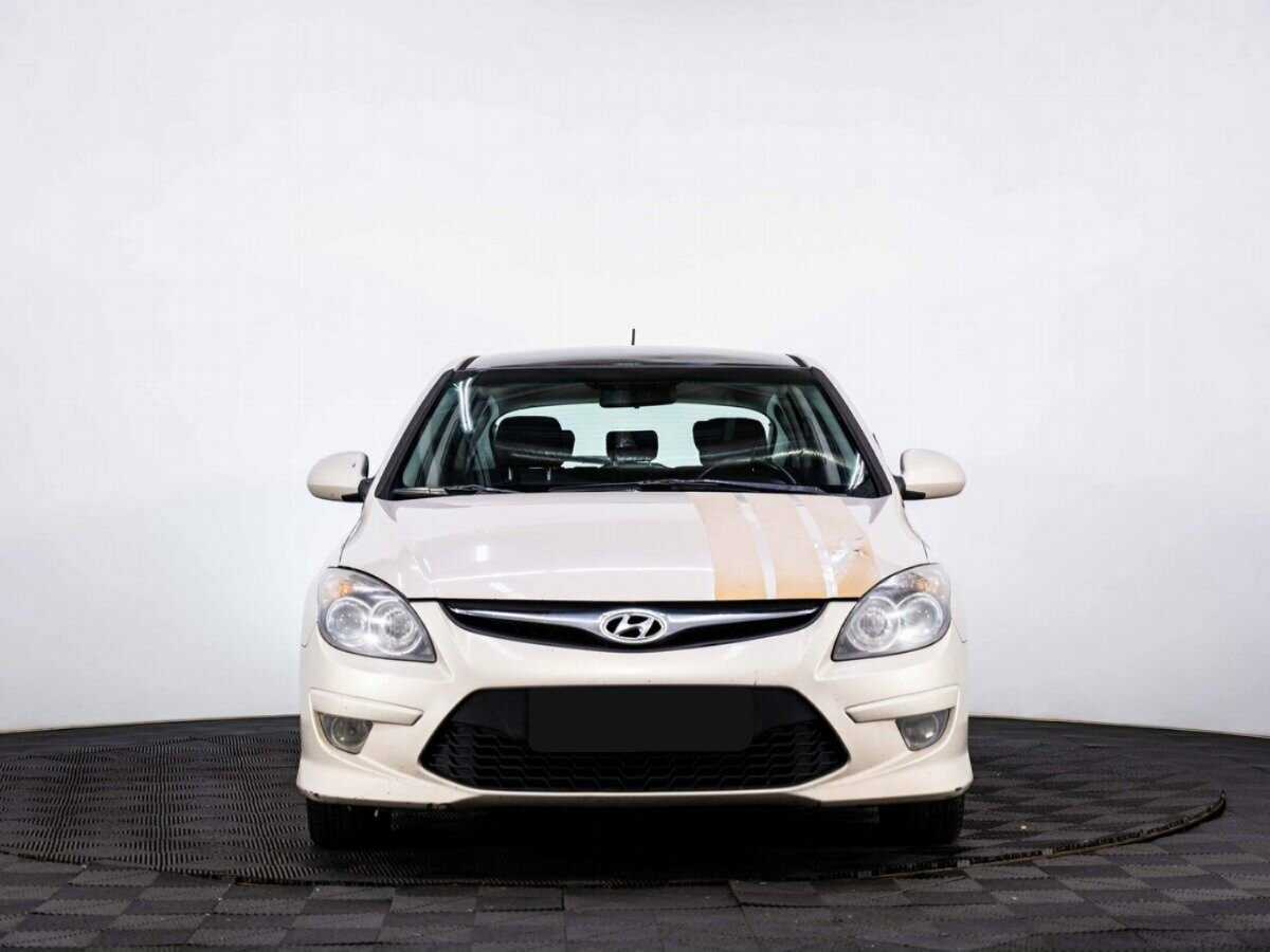 Hyundai i30 с пробегом — 2010 год. Фото: #1